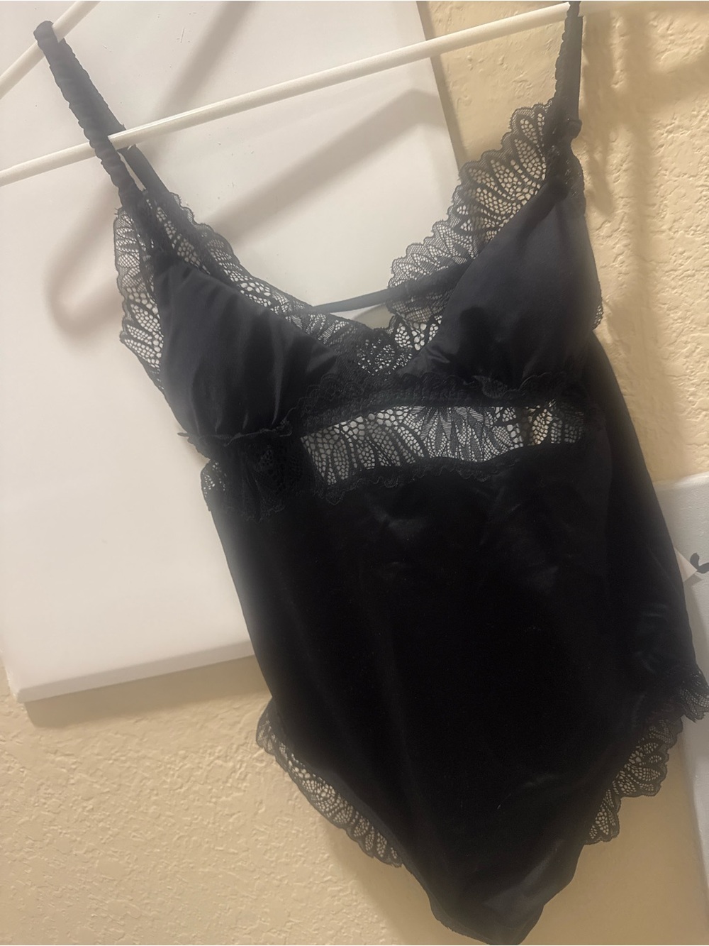 Abercrombie & Fitch Black Satin Lace-Trim Chemise